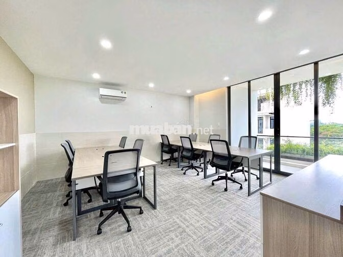 Nhà cho thuê mặt tiền mới xây 31A Hoàng Hoa Thám