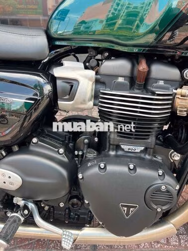 SPEED TWIN 900 2024 COMPETITION GREEN LIKE NEW