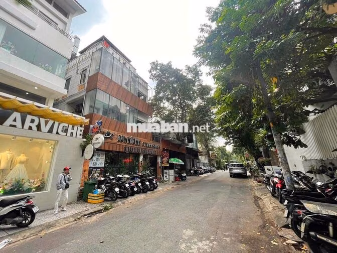 BIỆT THỰ ĐƯỜNG HOA - PHAN XÍCH LONG - 8x16m - 4 TẦNG - GIÁ: 70 TRIỆU