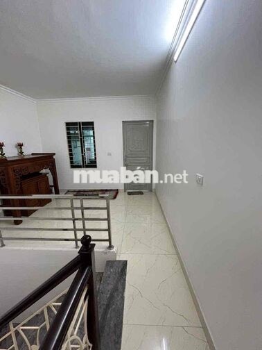 Nhà nguyên căn phù hợp gia đình khu vực yên tĩnh