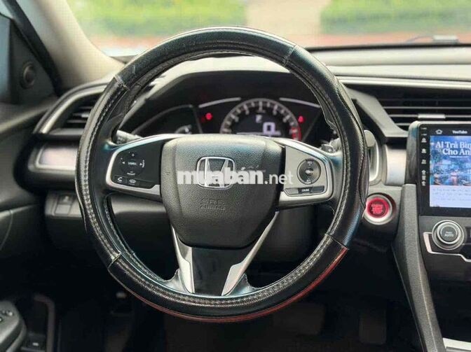 Honda Civic 1.8E 2018 Trắng 75.000km