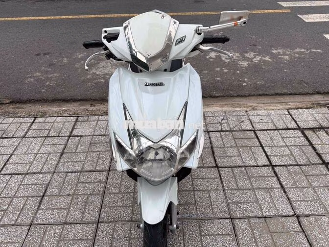 Honda Air Blade 2009 Trắng Fi