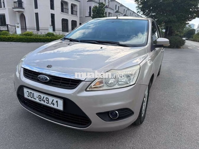 Ford Focus 2010 Số sàn Vàng cát 160.000 km