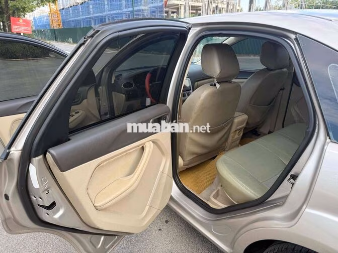 Ford Focus 2010 Số sàn Vàng cát 160.000 km