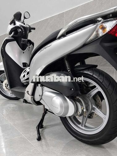 Honda SH 125i Bạc Ý
