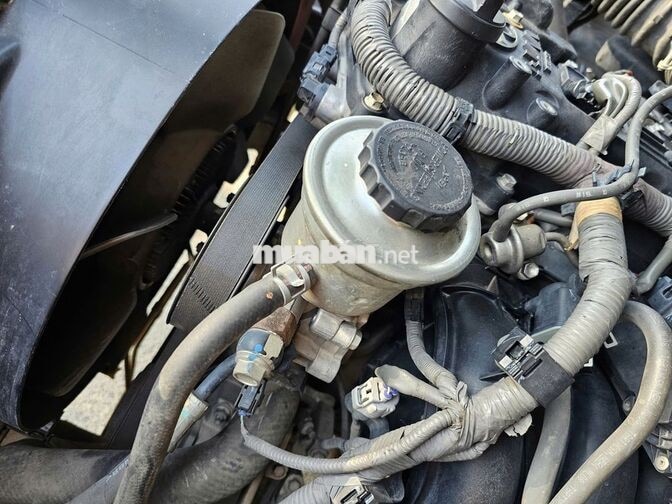Toyota Innova 2.0E Số sàn 2017. Xe đẹp. Chất Quá