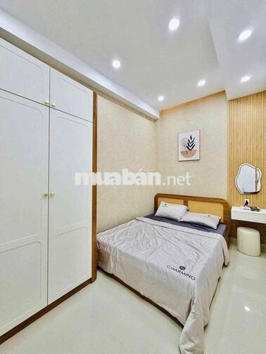 Hẻm 6m Thạch Lam, 2 Tấm, 4 x 18m, 3 Phòng Ngủ, 3 wc