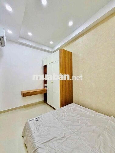 Hẻm 6m Thạch Lam, 2 Tấm, 4 x 18m, 3 Phòng Ngủ, 3 wc