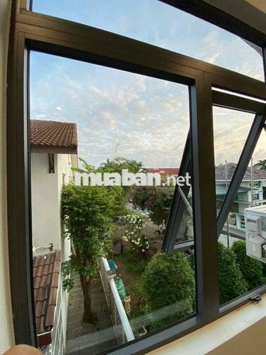 Cho thuê Căn hộ mini mới (1 phòng ngủ +) diện tích 35 m2, mặt tiền đườ