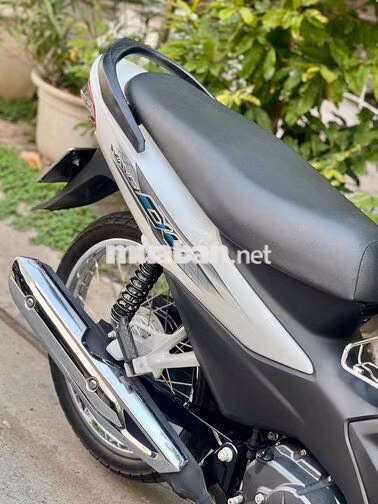 Honda Wave A 110 2024 Trắng 3000 km 1 chủ trùm mền