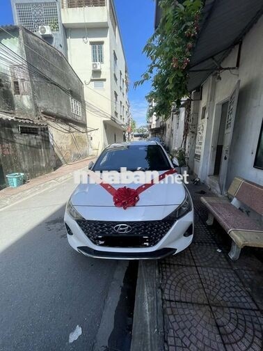 Hyundai Accent Trắng 5 vạn