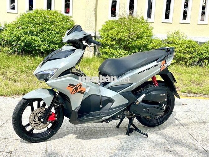 Honda Air Blade Xám xi măng