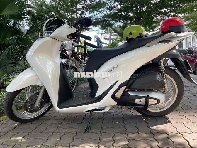 Honda SH Trắng