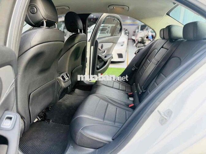Mercedes-Benz C200 Model 2016