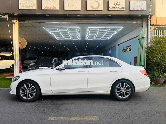 Mercedes-Benz C200 Model 2016