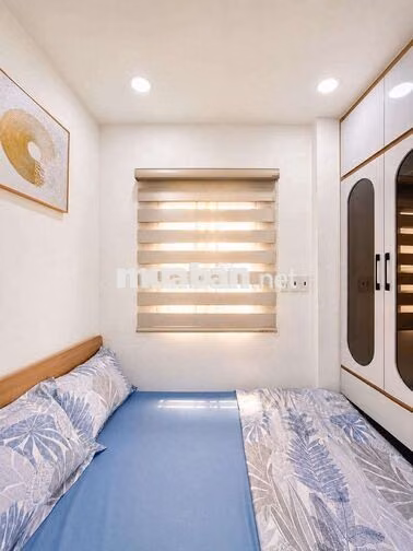 NHÀ 3 TẦNG, HẺM NHỰA 5M, DTSD 30M2, THÍCH QUẢNG ĐỨC, NHỈNH 2 TỶ
TL