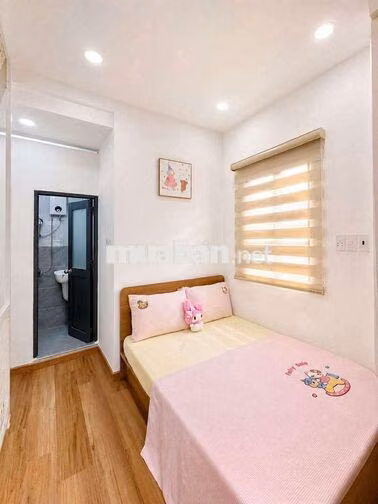 NHÀ 3 TẦNG, HẺM NHỰA 5M, DTSD 30M2, THÍCH QUẢNG ĐỨC, NHỈNH 2 TỶ
TL