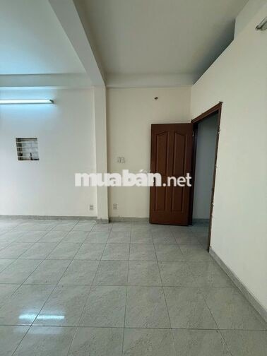 CHO SINH VIÊN NỮ THUÊ PHÒNG -CÓ WC RIÊNG-BAN CÔNG /CỬA SỔ THOÁNG MÁT