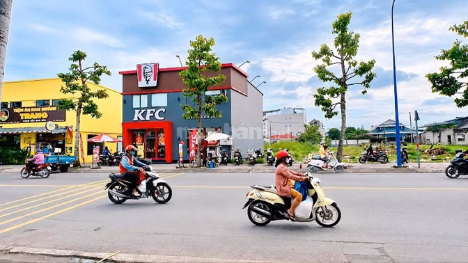 CHO THUÊ ĐẤT HOẶC NHÀ MẶT TIỀN LÊ THỊ HÀ HÓC MÔN, 1500m2, 24x60m
