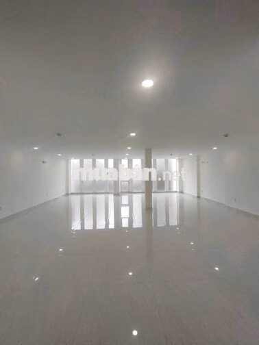 NHÀ MẶT TIỀN  TÔ HIẾN THÀNH, QUẬN 10- TRỆT 4 LẦU, DTSD ~1000m2