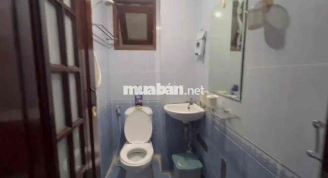Cho Thuê Căn Hộ Nội Thất Cơ Bản_Ban Công Rộng_40m2 Ngay Cầu Vượt 3/2