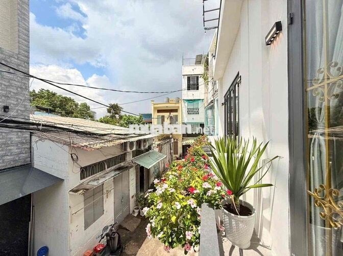 🏡NHÀ NGUYÊN CĂN-HẺM XE HƠI - NƠ TRANG LONG-3PN :  💰Gia’ 20TR 💥DT:   3,