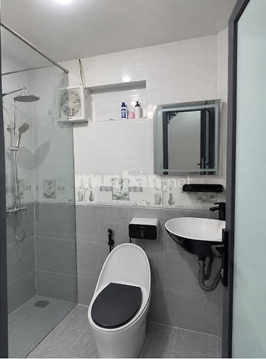 NHÀ NGUYÊN CĂN GẦN HỌC VIỆN BÁO CHÍ – 3PN – SẴN ĐỒ – 12TR/THÁNG