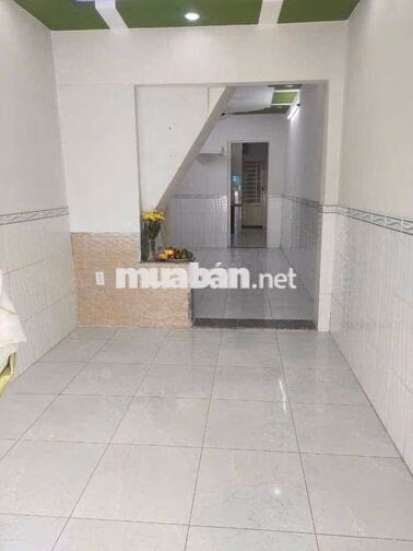 cho thuê nhà hẻm 2m 3*15m cách mạng t8