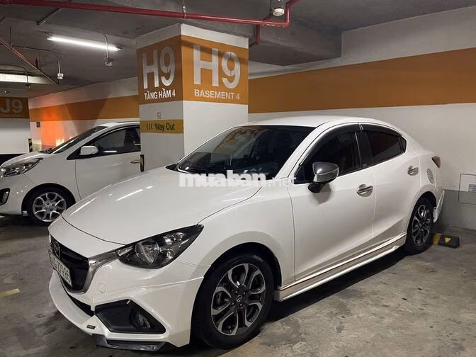 Mazda Mazda 2 2017 Trắng Thái Lan Tự động