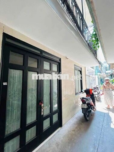 Nhà 1 Trệt 1 Lầu 2PN 6x6m Hẻm Lê Văn Lương Gần Lottlemart