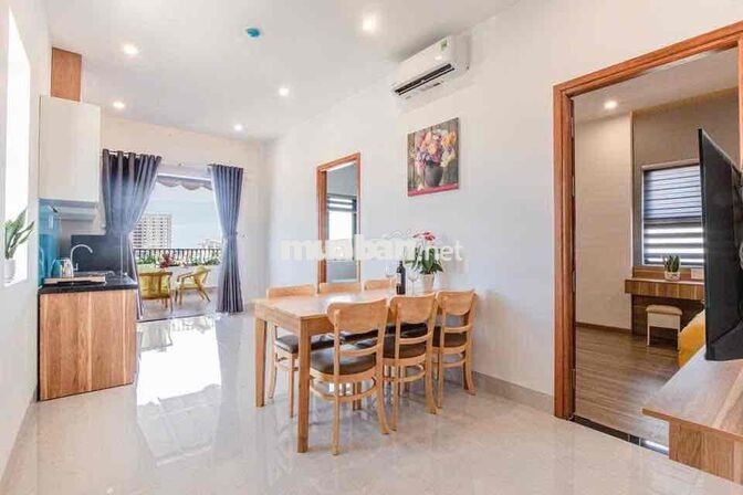 Cho thuê căn hộ 2 phòng ngủ ban công rộng gần biển Mỹ Khê