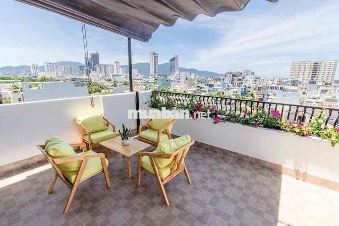 Cho thuê căn hộ 2 phòng ngủ ban công rộng gần biển Mỹ Khê