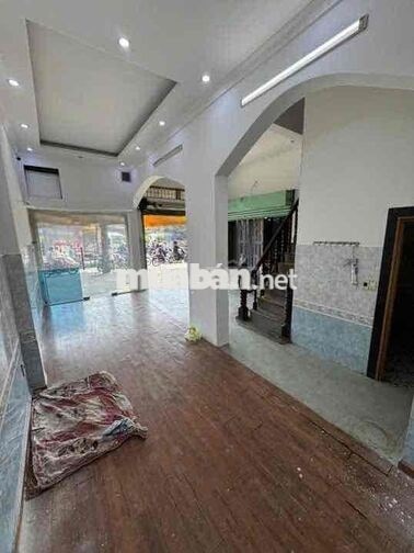 NC Trường Chinh ! Tân Phú . Có vỉa hè ( 1 trệt 3 lầu) kd cải tạo tự do