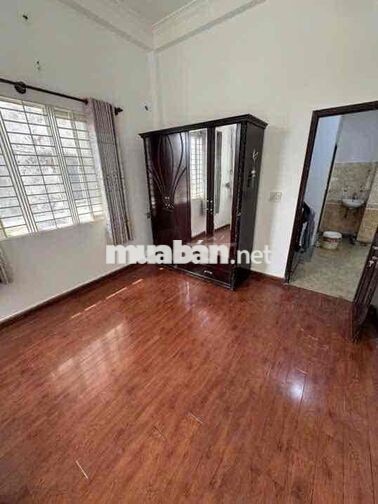 NC Trường Chinh ! Tân Phú . Có vỉa hè ( 1 trệt 3 lầu) kd cải tạo tự do