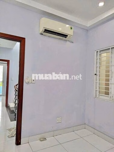 Nhà 1 Trệt 3 Lầu Sân Thượng 5PN Mặt Tiền Đường Số Chợ Tân Mỹ Q.7