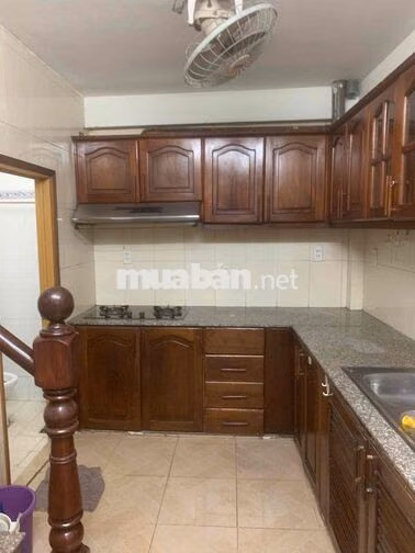 Cho thuê nhà nguyên căn Lê Văn Sỹ, 40m2, 4 lầu, 4 phòng, 3pn, giá 15tr