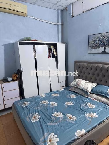 Nhà cấp 4 hẻm rộng 2xe oto né nhau