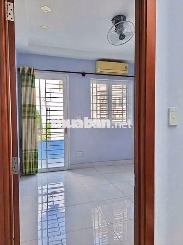 Nhà 1 Trệt 3 Lầu Sân Thượng 5PN Mặt Tiền Đường Số Chợ Tân Mỹ Q.7