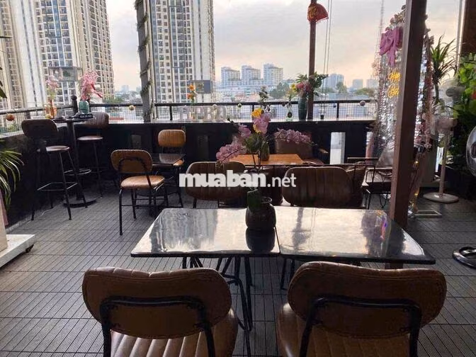 cho thuê mặt bằng sân thượng tiện kinh doanh
