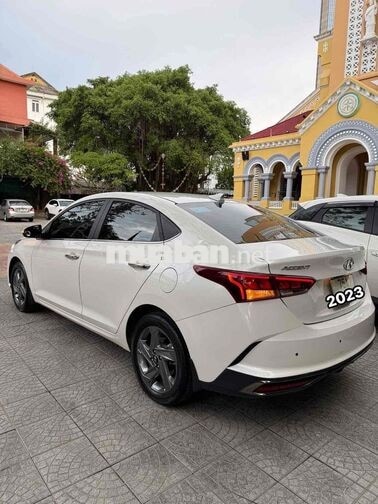 Accent 2023 Trắng Tự động đặc biệt