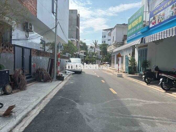 BÁN NHÀ 2 TẦNG NGAY SÁT DƯƠNG ĐÌNH NGHỆ