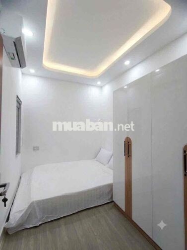 cho thuê nhà đẹp trung tâm gần nguyễn văn linh