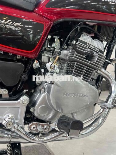 Honda Custom 125 Cổ điển Đỏ đen Nhật Bản