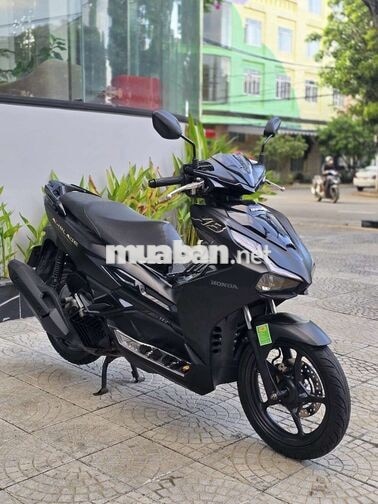 Honda Air Blade 4val cao cấp Đen mờ