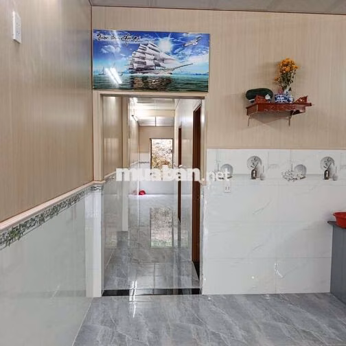tôi cc cần tiền bán gấp căn nhà mới xây chưa ỏ ai cần ll
