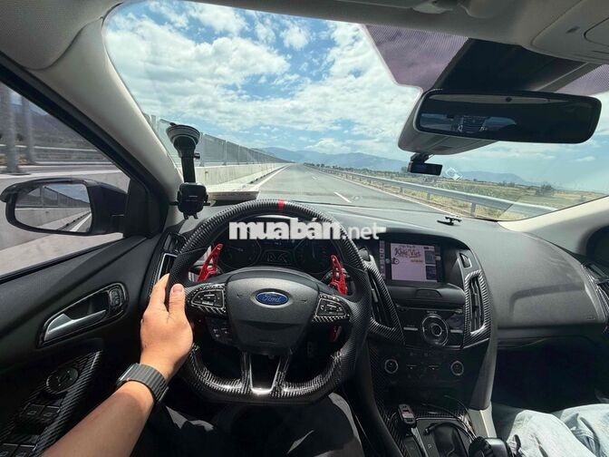 Ford Focus Sport 2019 Trắng 68442 km