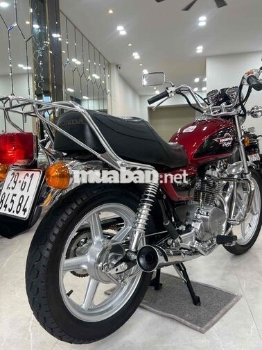 Honda Custom 125 Cổ điển Đỏ đen Nhật Bản