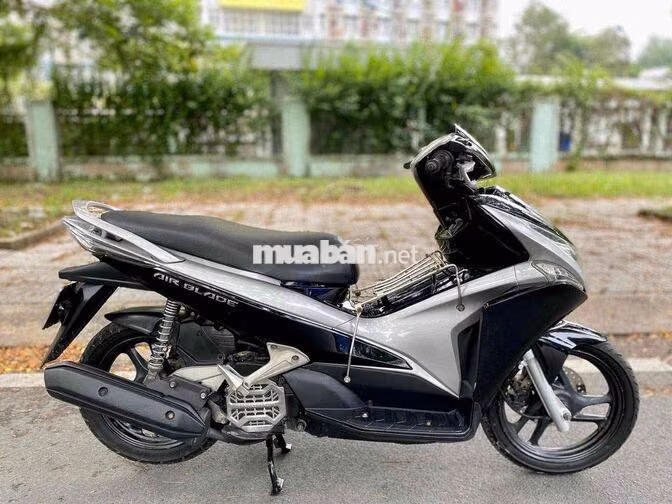 Honda Air Blade Fi Đen Bạc