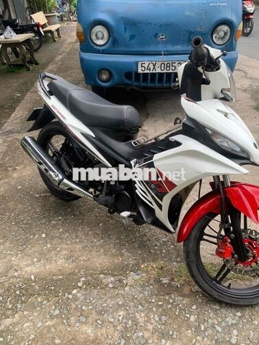 Victoria Exciter 2023 Đỏ trắng 10033 km