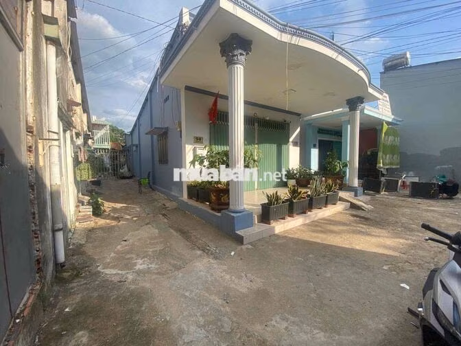 🌟 Bán ĐẤT sẵn Nhà TRUNG TÂM THỦ ĐỨC 177m² – CÓ SẴN NHÀ CẤP 4 ĐẸP Ở NGA